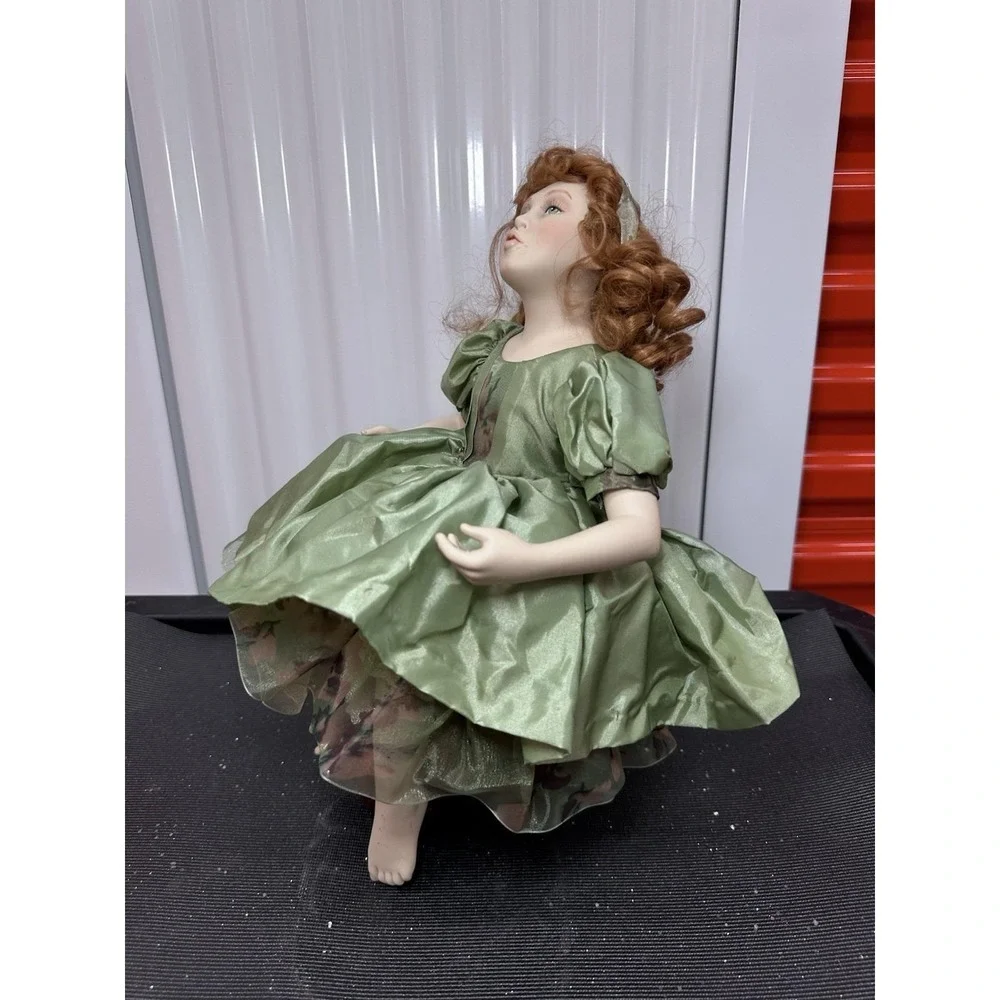 Vickie Arentz Doll Mama's Lipstick a 